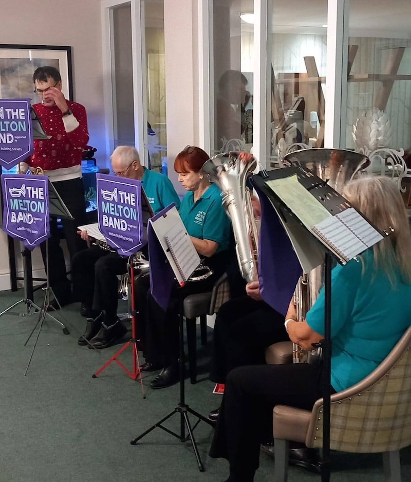 local band performing in the lounge
